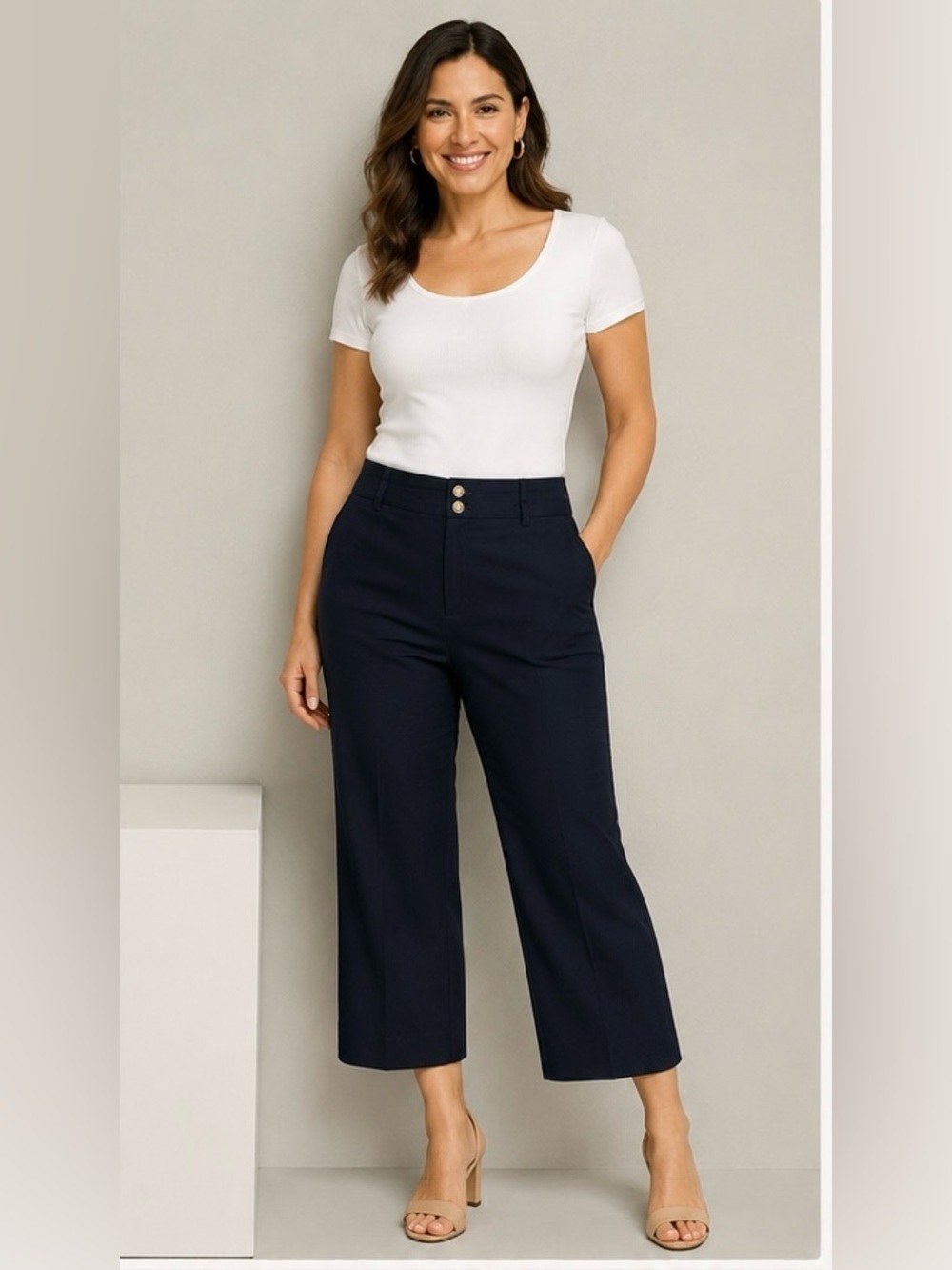 Chico’s Wide Leg Cropped Pants Women’s Size 2.5 / US 14 Stretch Career Casual
